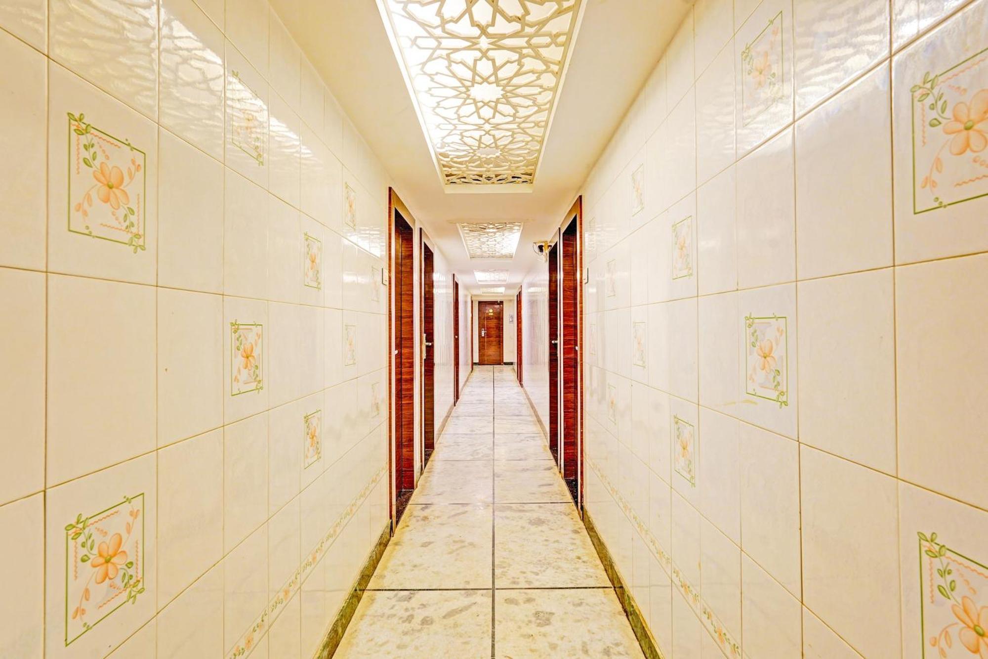 Hotel O Admire Suit Chennai Exterior foto